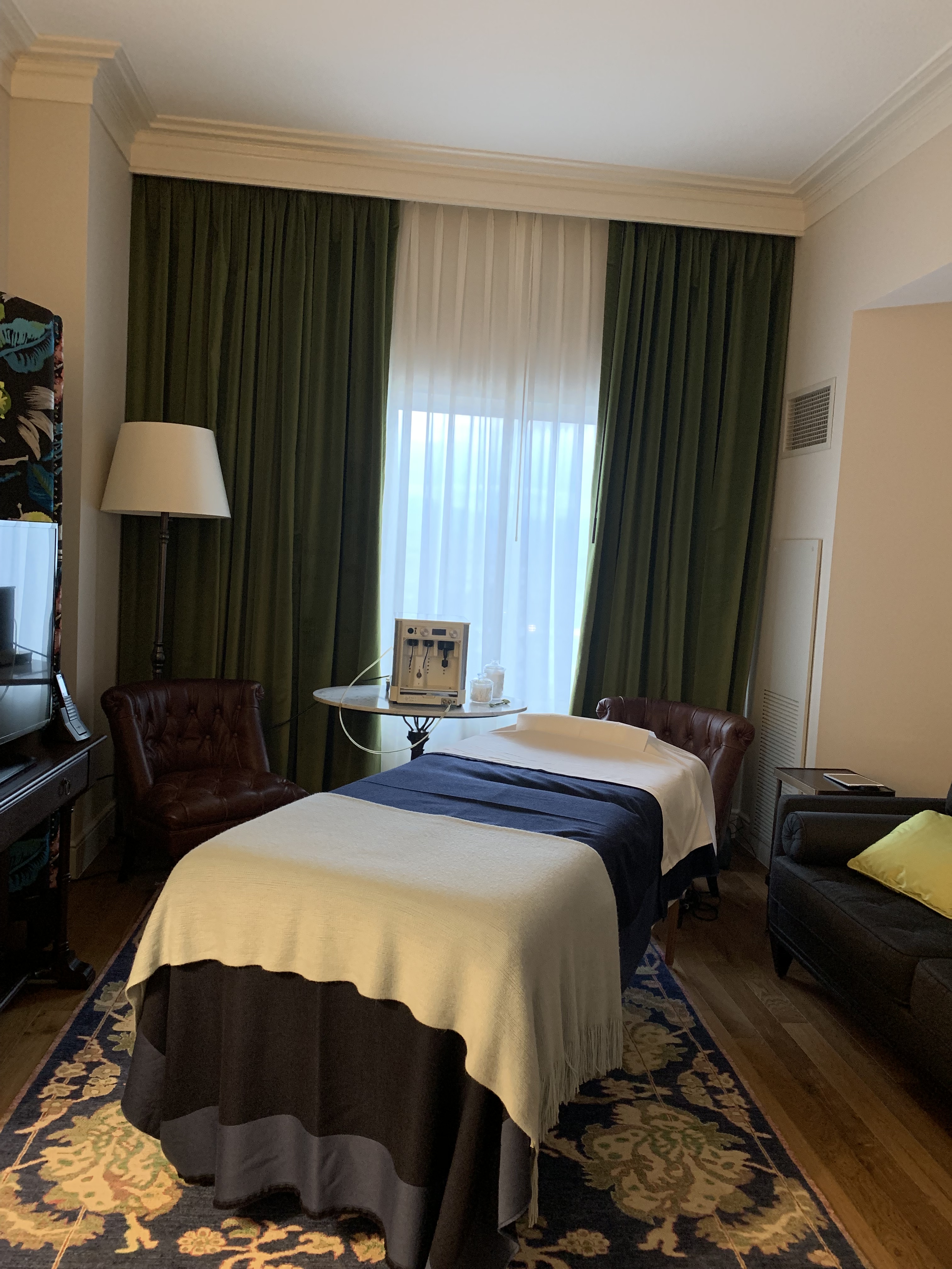 Premium on-site beauty treatment setup